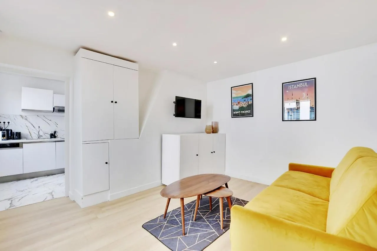 Charming And Cozy At Parc Des Buttes Chaumont Apartment Paris
