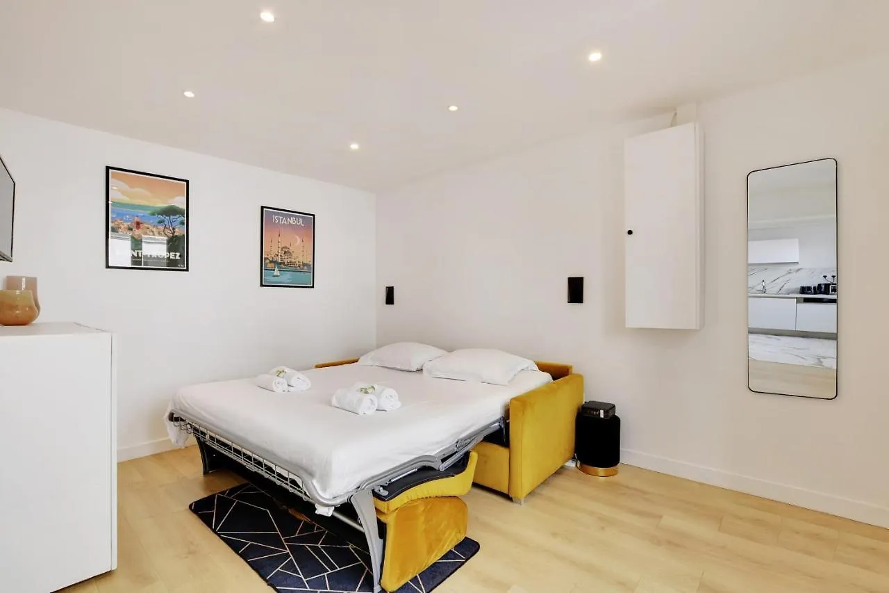 Charming And Cozy At Parc Des Buttes Chaumont Apartment Paris 0*,  France